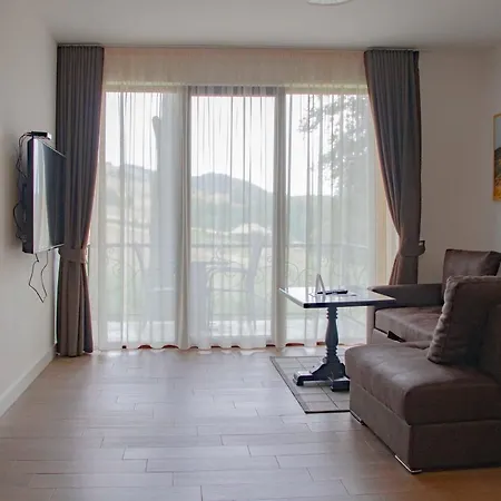 Rajacki Konaci Bed & Breakfast Polom